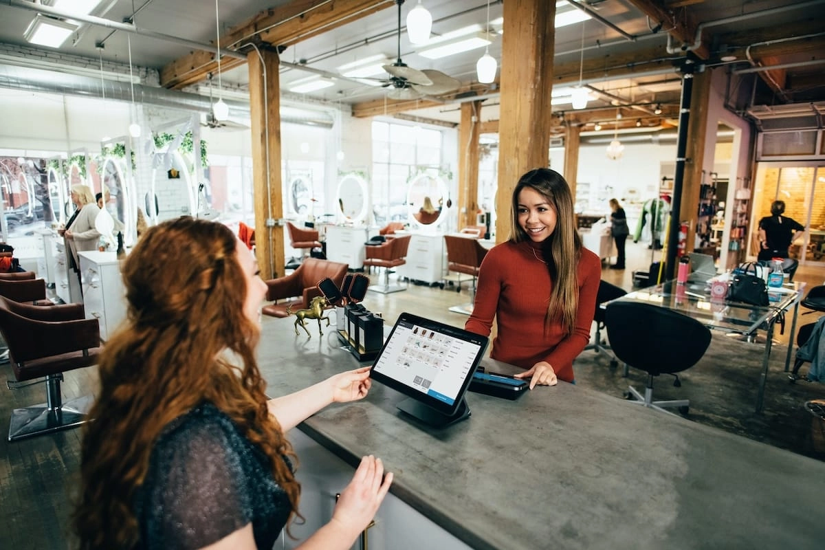 8 Tips to Get Customer Feedback Effectively (and Use It)